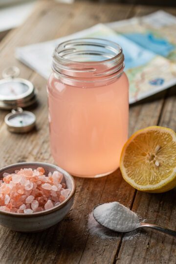 DIY pink Himalayan salt electrolyte drink recipe for altitude hiking hydration.