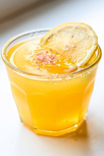 Lemon gelatin weight loss trick with pink salt crystals